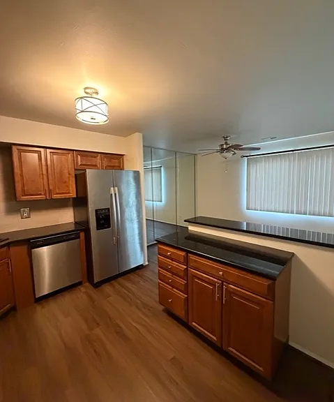 14 Sandra Rd — Photo 2
