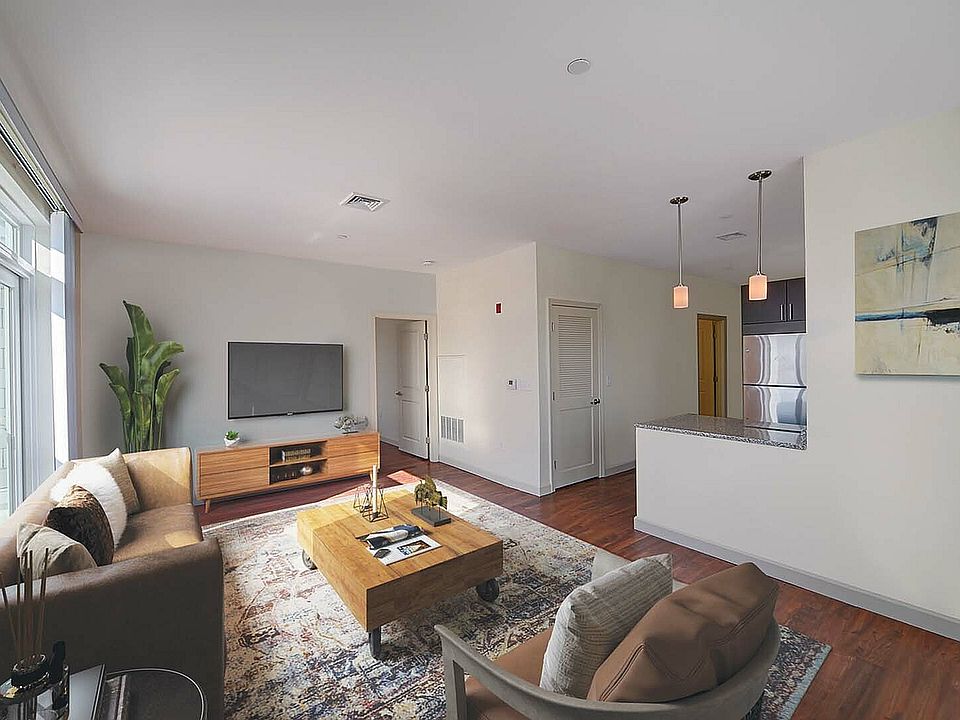 Spacious Floor Plans