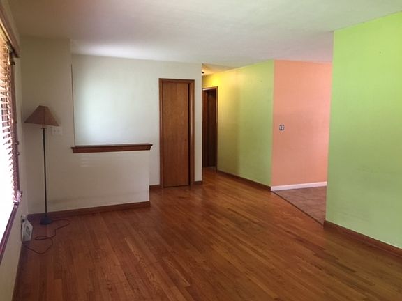 2nd image of 3816 Florida Dr