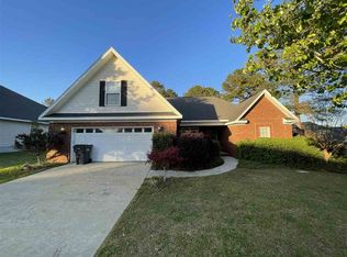 204 Galloway St, Kathleen, GA 31047