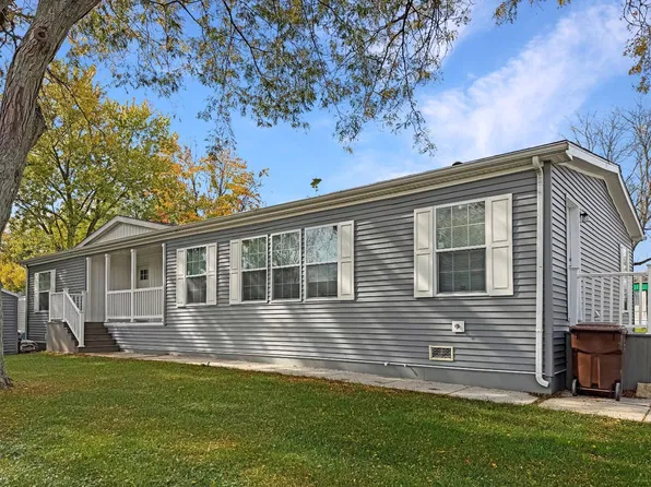 714 Mill St #30, Leslie, MI 49251