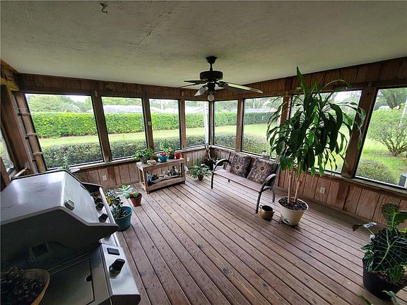 3rd image of 1604 King James Ct