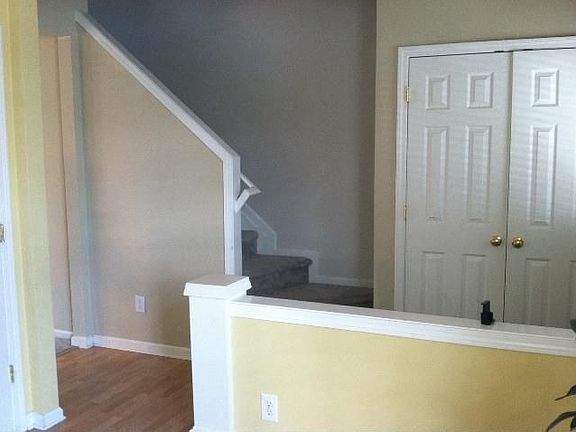 2nd image of 3251 Mannington Dr