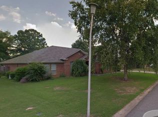 800 Mallard Ln, Conway, AR 72034