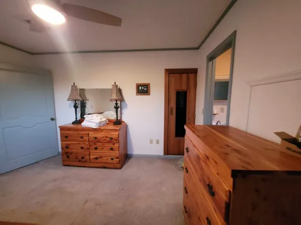 532 Baker Ridge Rd Unit 1, Clintwood, VA 24228