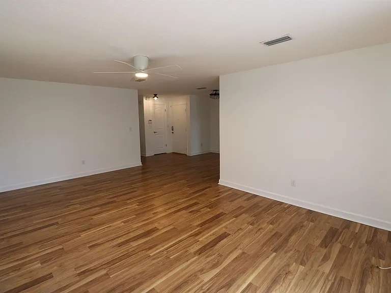 206 Phoenetia Dr — Photo 9