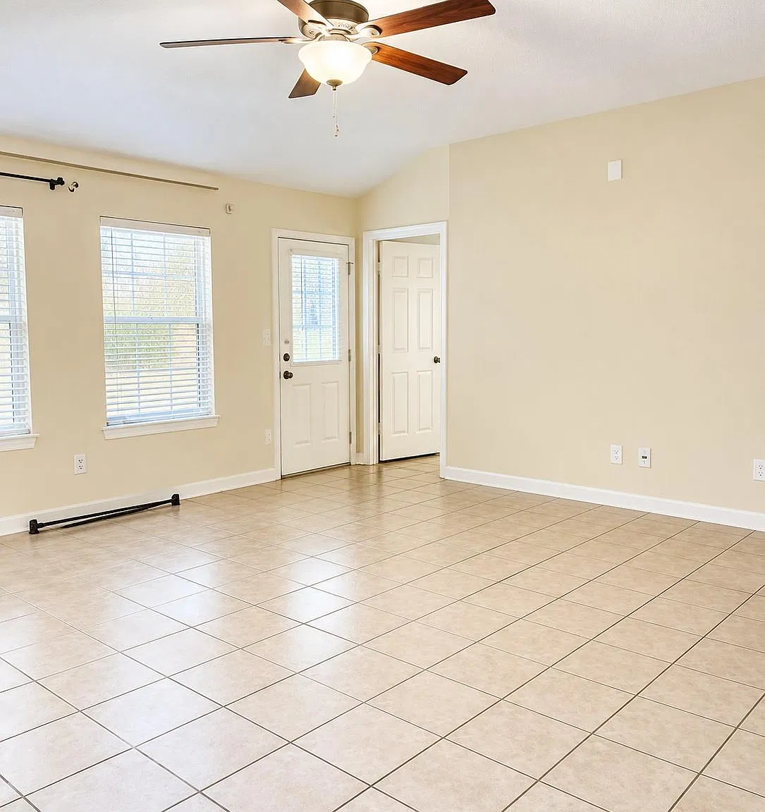 3 bed, 2.0 bath, 1528 sqft, $1,799 — Photo 4