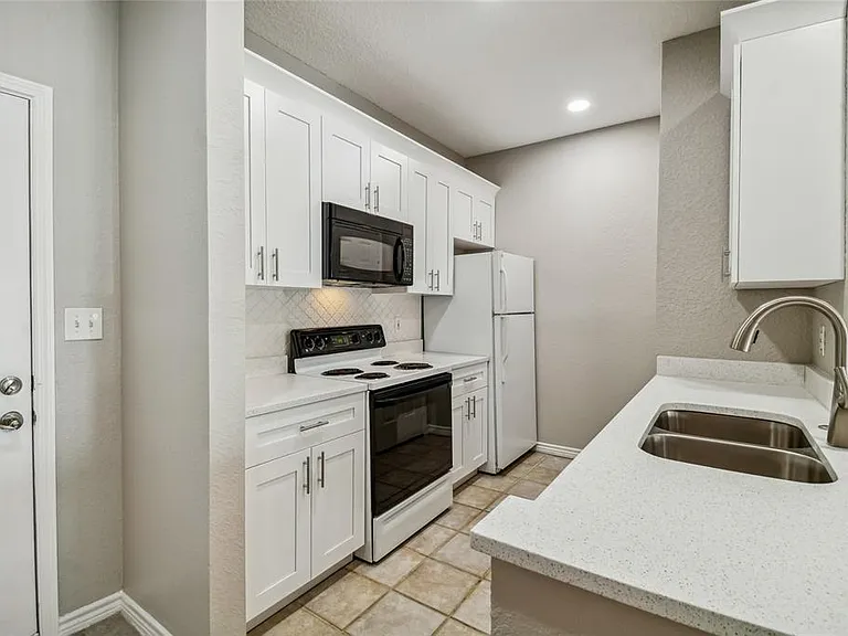4307 Bayside Village Dr #104 — Photo 25