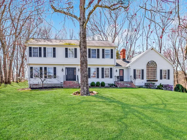 9 Bayberry Lane, Shelton, CT 06484
