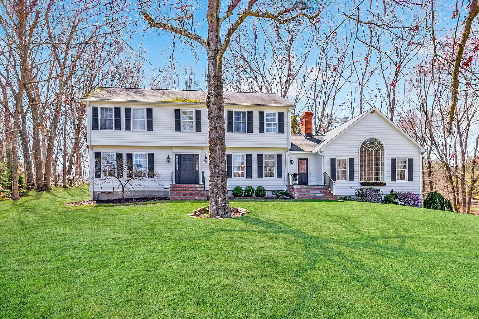 9 Bayberry Lane photo 1
