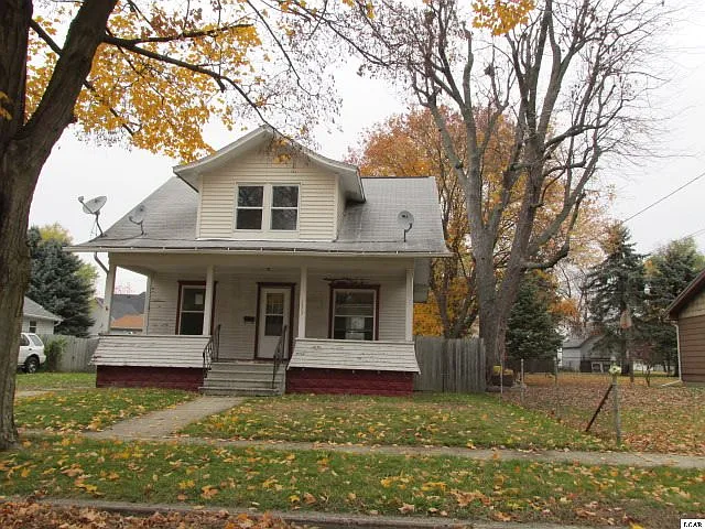 133 E Union St photo 1