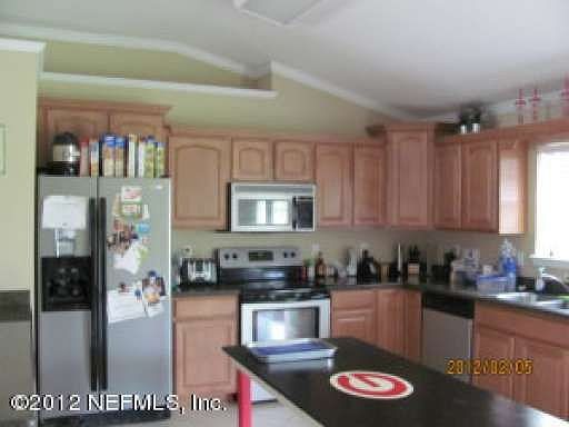 5th image of 4625 Putnam Ave