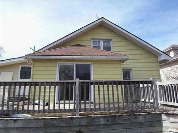 2nd image of 1024 McPherson St