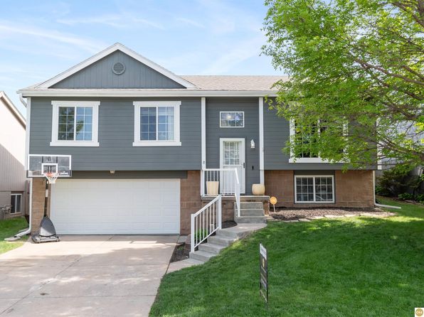 18685 V St, Omaha, NE 68135