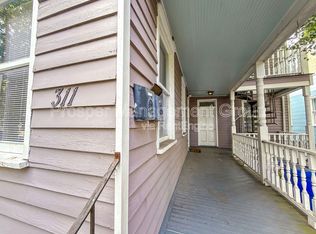 311 Sumter St APT A, Charleston, SC 29403