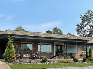 3822 River Ridge Rd, Appomattox, VA 24522