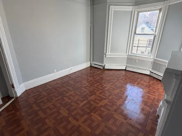 164 Waverly St #2L, Yonkers, NY 10701