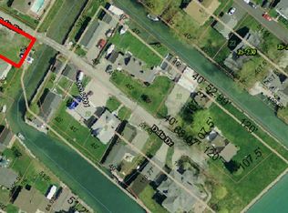 1730 St Clair River Dr, Algonac, MI