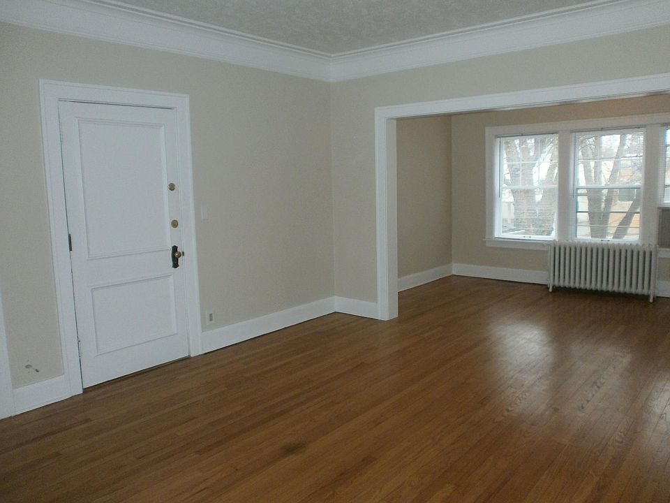 1st image of 4806 Dodge St APT 6