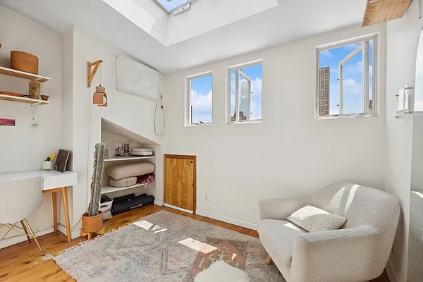 Rented by Corcoran | media 14