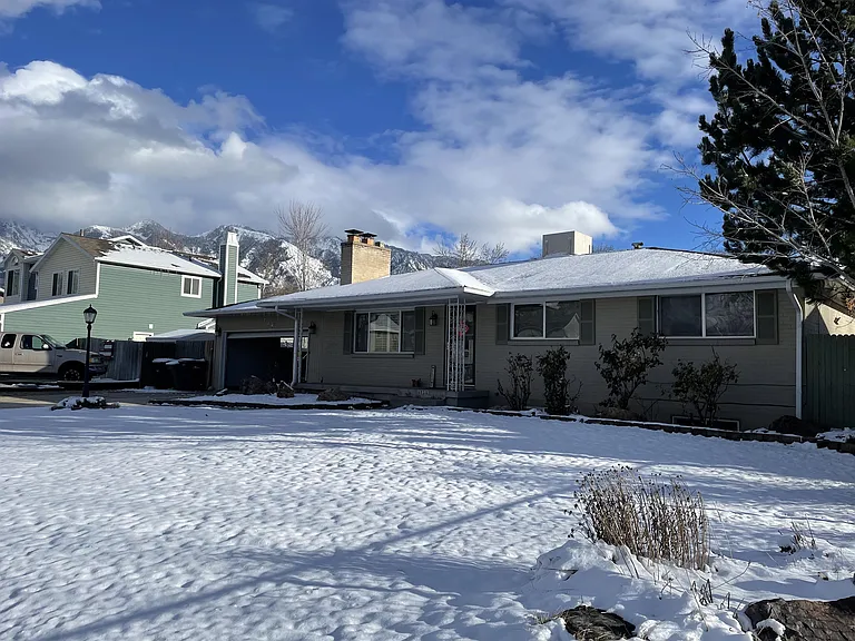 1736 E Tramway Dr — Photo 3