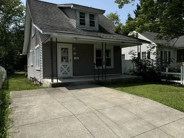 29 Delaware Avenue, Rensselaer, NY 12144