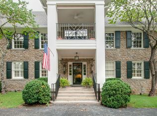 4402 Harding Pl #4, Nashville, TN 37205