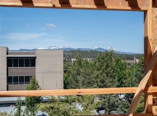205 SW Log Ct, Bend, OR 97702