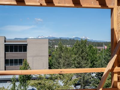 205 SW Log Ct, Bend, OR, 97702