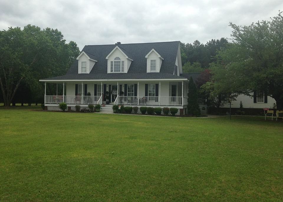 1st image of 217 Edgebrook Dr