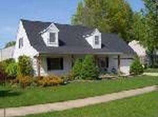 5426 Oak Ridge Dr, Willoughby, OH 44094