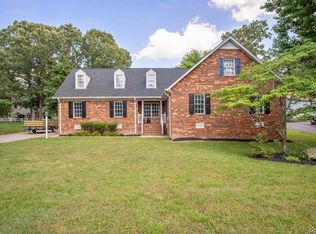 4329 Oxbridge Rd, North Chesterfield, VA 23236