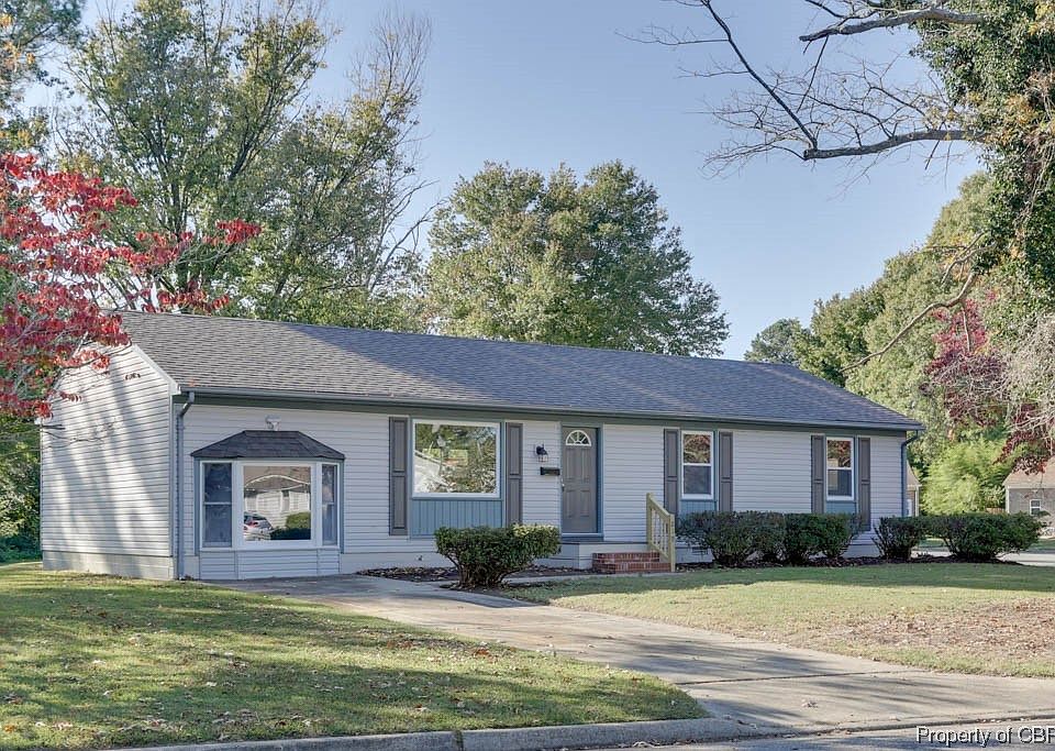 1st image of 219 Bentley Dr