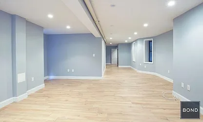 Rented by Bond New York