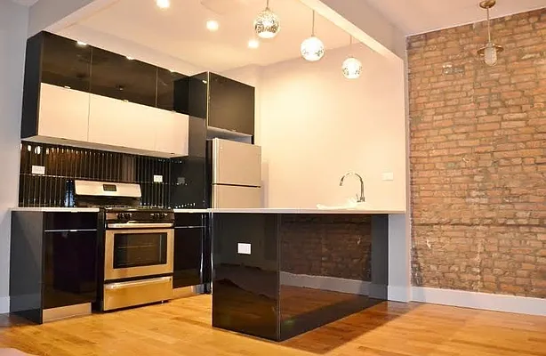 Rented by Spot It Realty LLC | media 16