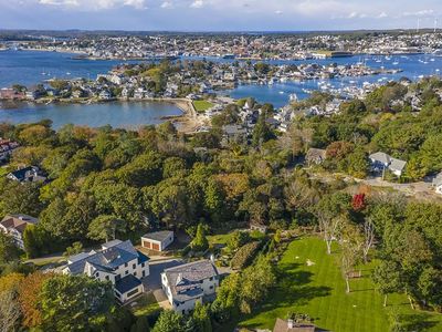 10 Grapevine Rd, Gloucester, MA, 01930