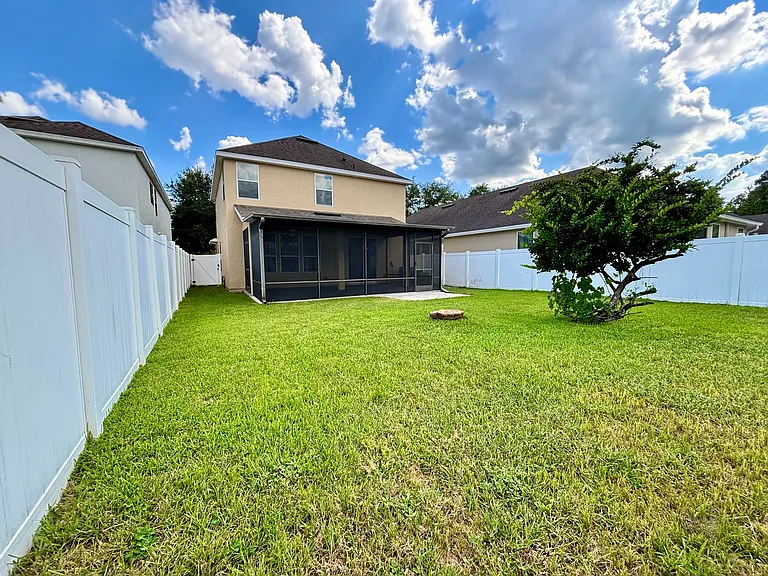 850 Quiet Stone Ln — Photo 45