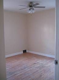 4th image of 1023 S 32nd Ave