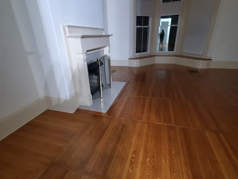 114 W Lexington Ave — Photo 39