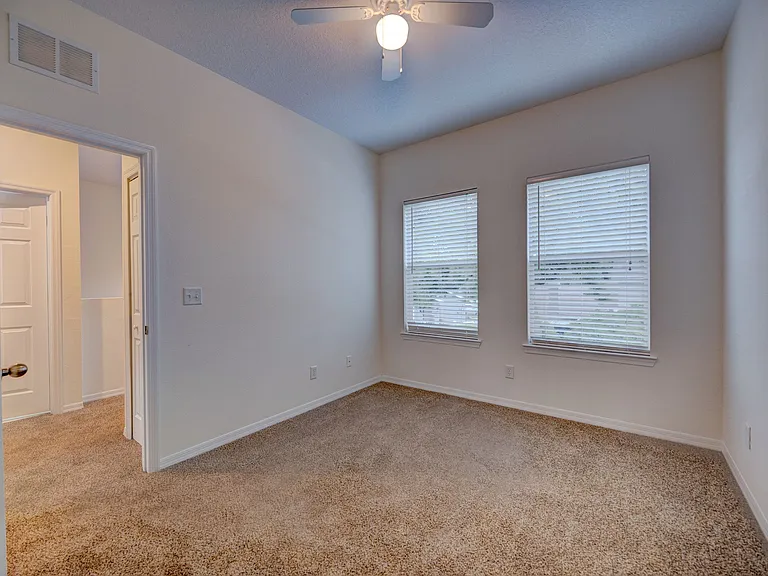 10070 Old Haven Way — Photo 10