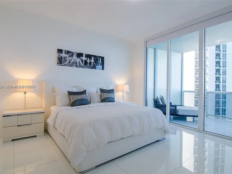 15811 Collins Ave #2602 — Photo 12