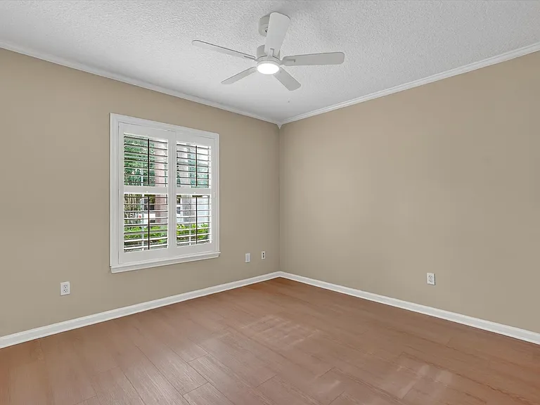 863 S Lilac Loop — Photo 29