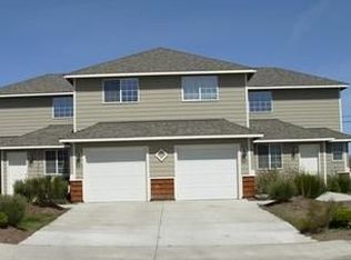 1934 NW Larch Spur Ct, Redmond, OR 97756