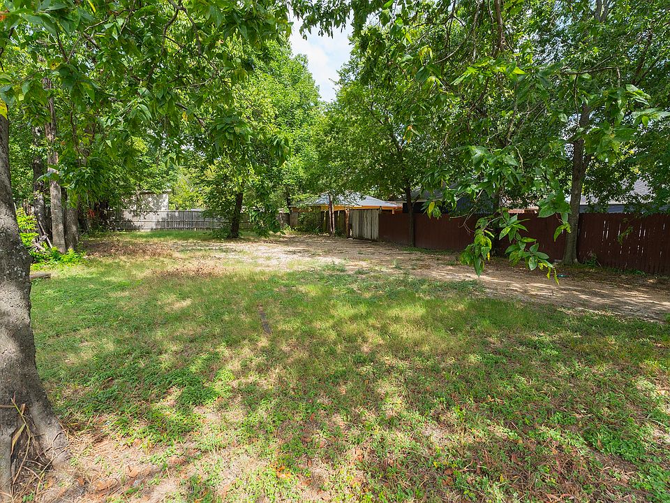 2nd image of 502 Rayenell Ave