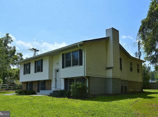 9730 Blake Ln, Fairfax, VA 22031