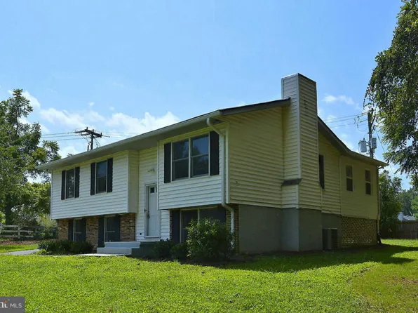 9730 Blake Ln, Fairfax, VA 22031