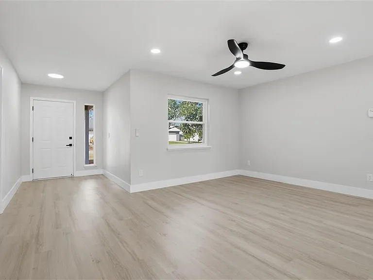 2843 Calico Ct — Photo 5