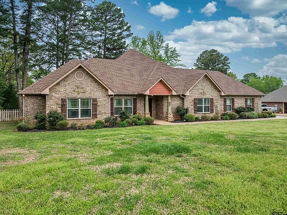 2nd image of 452 County Road 3107