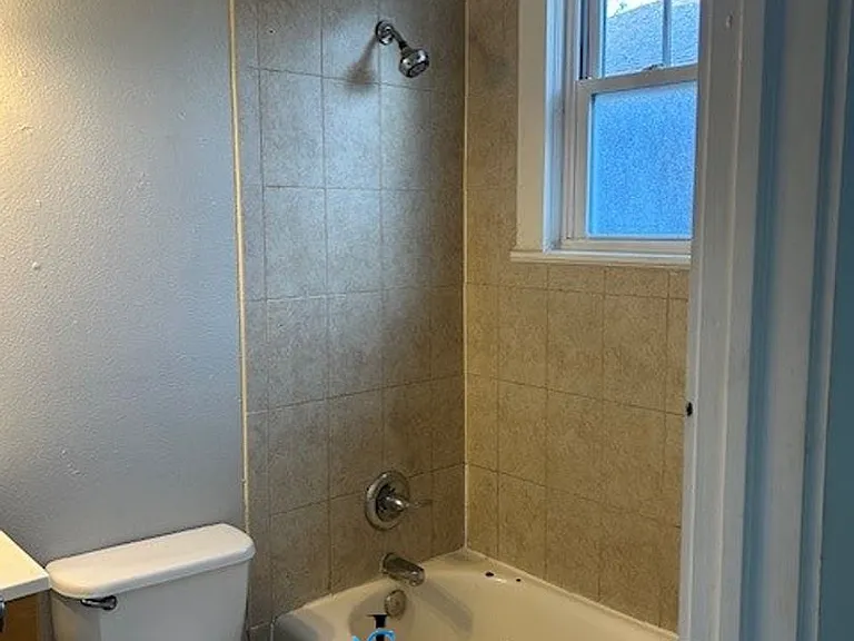 139 Cottage — Photo 11