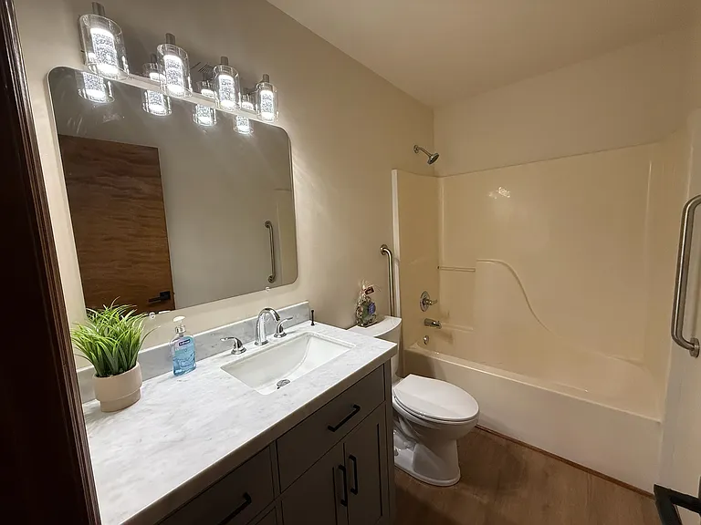 110 Dunlow Dr — Photo 10